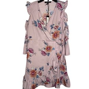 Romeo & Juliet Medium Lilac Floral Wrap Dress